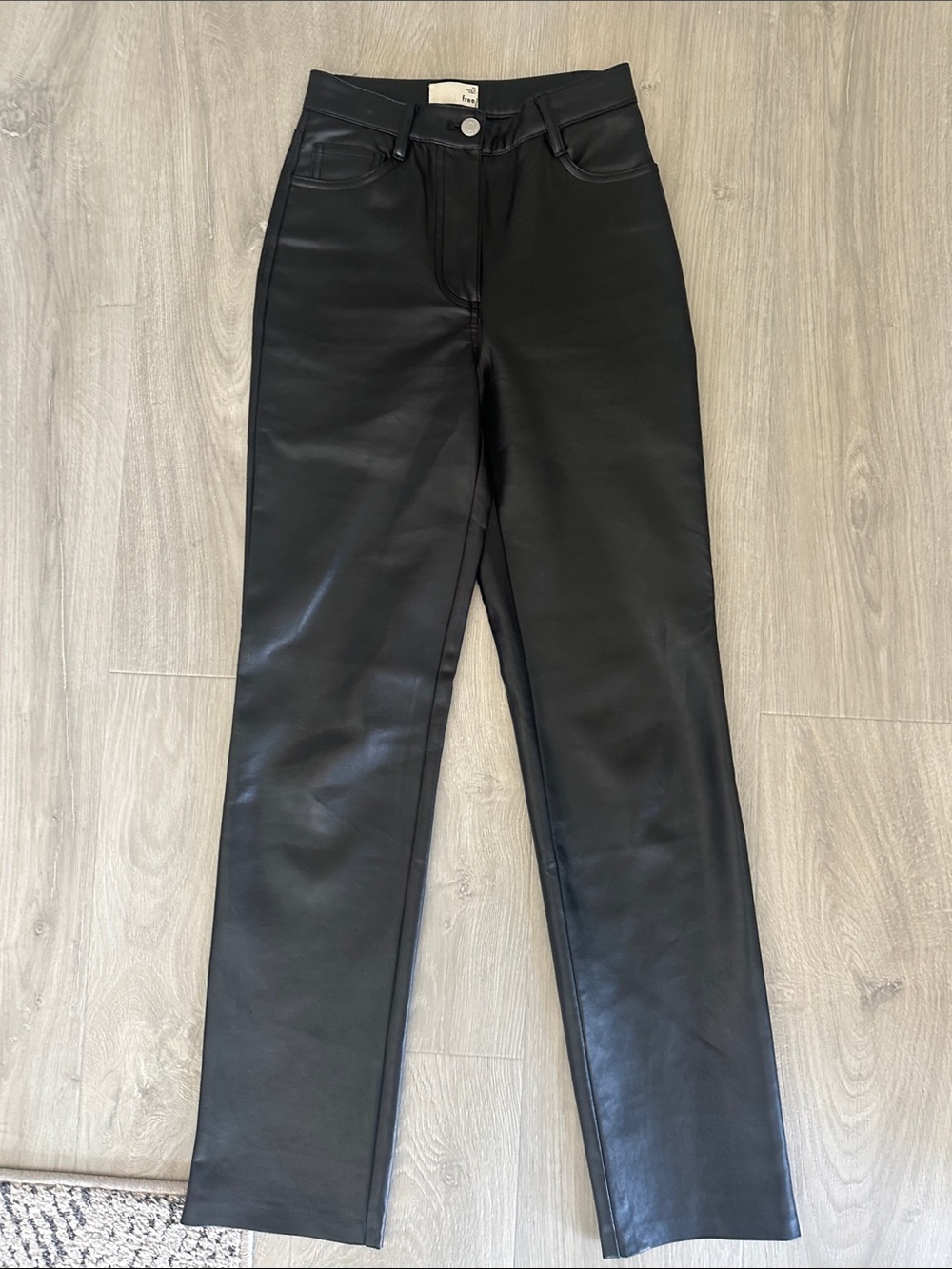 Aritzia wilfred High-Rise Faux Leather Black Women’s Jeans